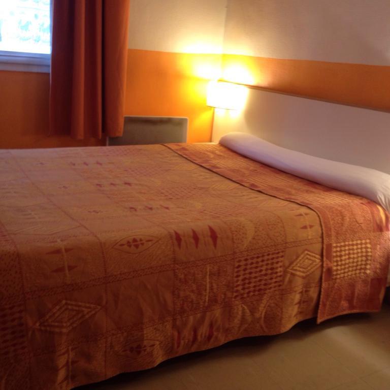 Hotel Du Pont Neuf Париж Экстерьер фото